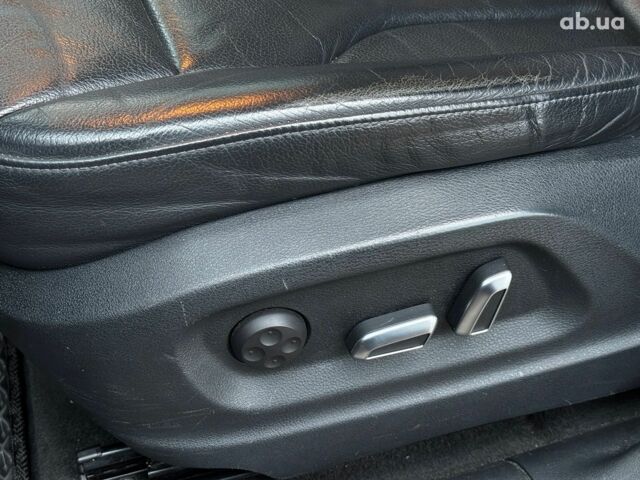 Серый Ауди Ку 5, объемом двигателя 3 л и пробегом 175 тыс. км за 15790 $, фото 14 на Automoto.ua