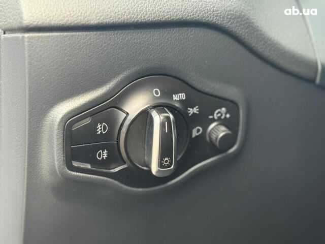 Серый Ауди Ку 5, объемом двигателя 3 л и пробегом 164 тыс. км за 14940 $, фото 26 на Automoto.ua