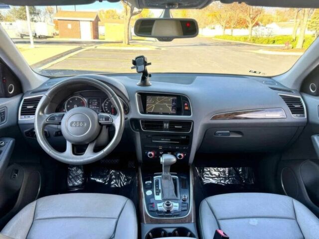 Серый Ауди Ку 5, объемом двигателя 3 л и пробегом 75 тыс. км за 10000 $, фото 6 на Automoto.ua