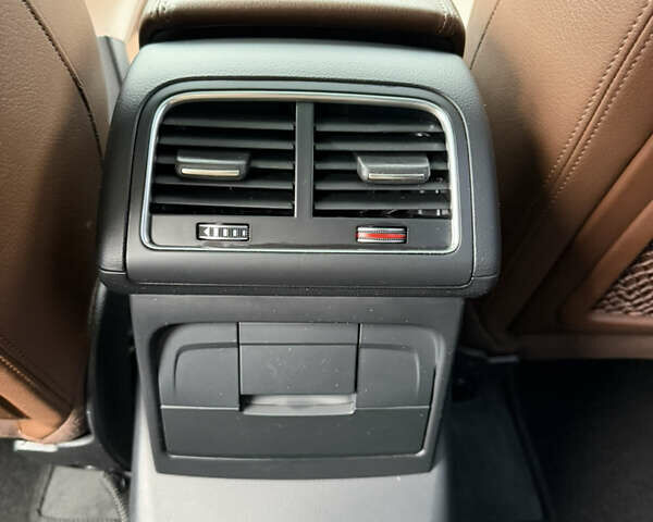 Сірий Ауді Ку 5, об'ємом двигуна 3 л та пробігом 134 тис. км за 16900 $, фото 9 на Automoto.ua