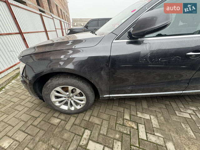 Серый Ауди Ку 5, объемом двигателя 1.98 л и пробегом 300 тыс. км за 9400 $, фото 12 на Automoto.ua