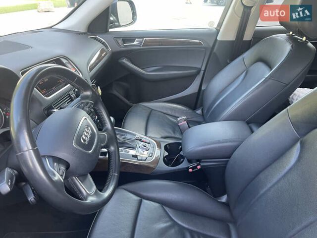 Серый Ауди Ку 5, объемом двигателя 1.98 л и пробегом 141 тыс. км за 16000 $, фото 10 на Automoto.ua