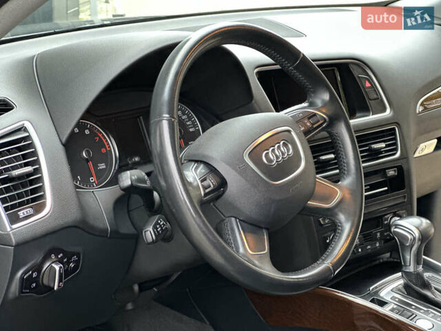 Сірий Ауді Ку 5, об'ємом двигуна 2 л та пробігом 213 тис. км за 15500 $, фото 30 на Automoto.ua