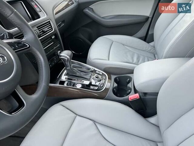 Серый Ауди Ку 5, объемом двигателя 3 л и пробегом 234 тыс. км за 17500 $, фото 12 на Automoto.ua