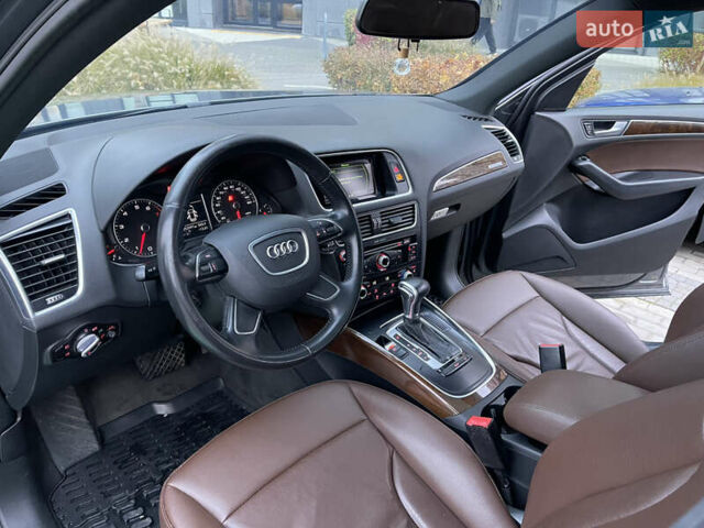 Сірий Ауді Ку 5, об'ємом двигуна 2 л та пробігом 252 тис. км за 14500 $, фото 34 на Automoto.ua