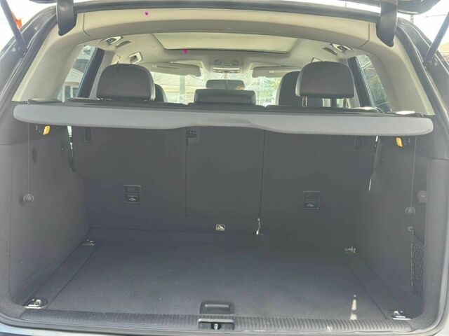 Серый Ауди Ку 5, объемом двигателя 2 л и пробегом 75 тыс. км за 3000 $, фото 14 на Automoto.ua