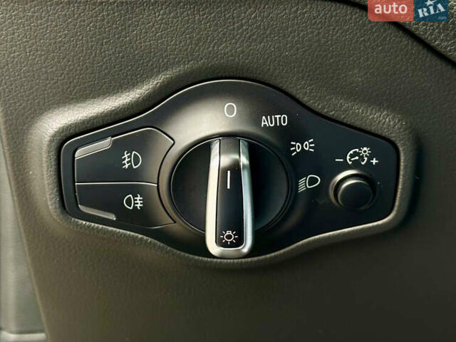 Ауди Ку 5 2016 в Киеве на Automoto.ua Серый Ауди Ку 5, объемом двигателя 2 л и пробегом 157 тыс. км за 16500 $, фото 36 на Automoto.ua