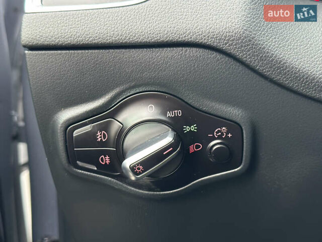 Серый Ауди Ку 5, объемом двигателя 2 л и пробегом 188 тыс. км за 15900 $, фото 42 на Automoto.ua