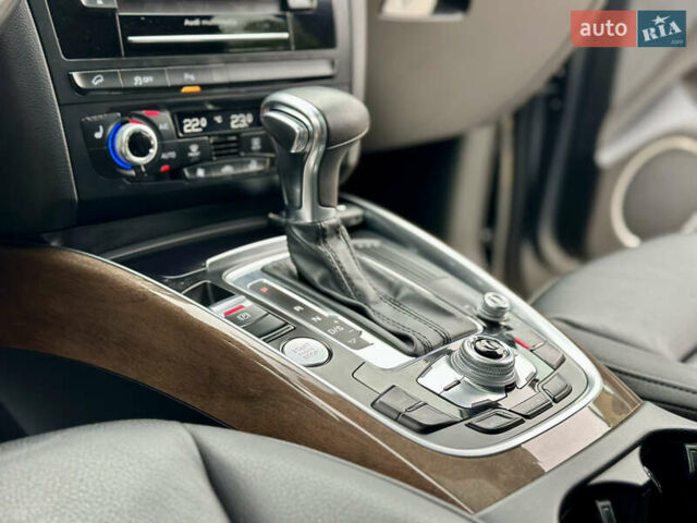 Серый Ауди Ку 5, объемом двигателя 1.98 л и пробегом 173 тыс. км за 16999 $, фото 41 на Automoto.ua