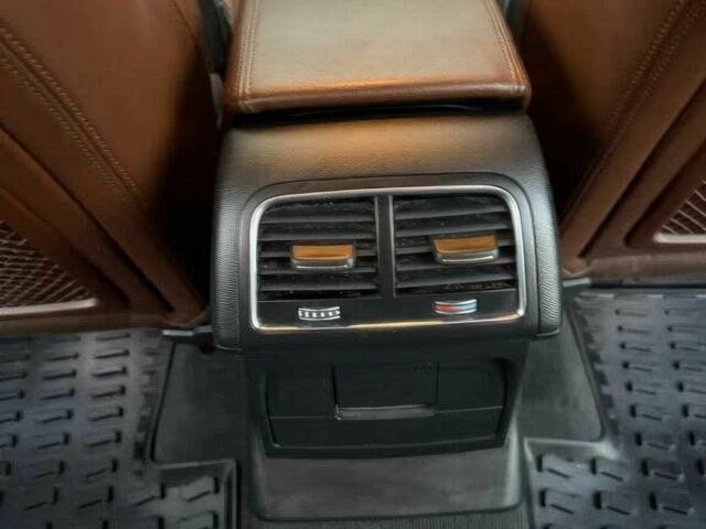 Серый Ауди Ку 5, объемом двигателя 2 л и пробегом 72 тыс. км за 8200 $, фото 11 на Automoto.ua