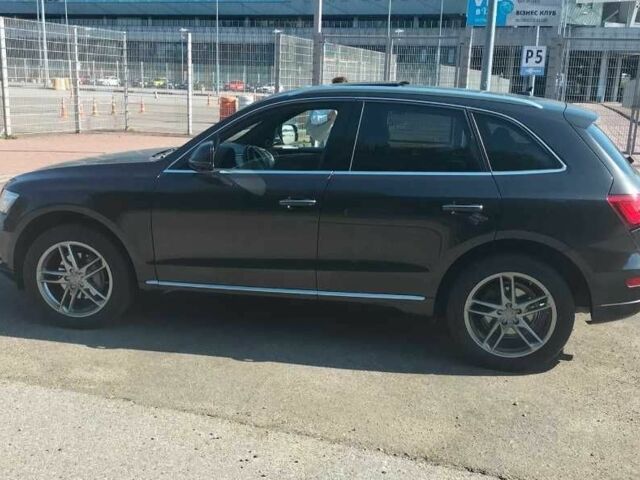 Серый Ауди Ку 5, объемом двигателя 2 л и пробегом 133 тыс. км за 11200 $, фото 1 на Automoto.ua