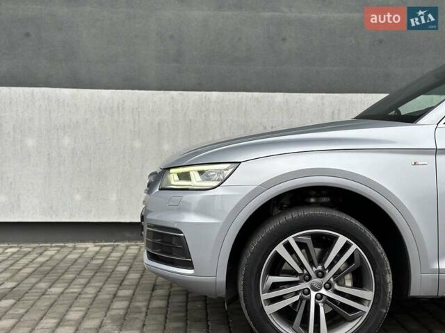 Серый Ауди Ку 5, объемом двигателя 1.97 л и пробегом 165 тыс. км за 34500 $, фото 11 на Automoto.ua