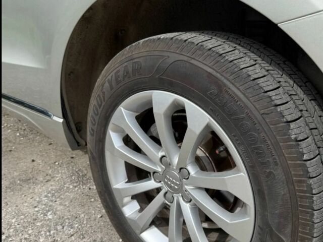 Серый Ауди Ку 5, объемом двигателя 2 л и пробегом 160 тыс. км за 10100 $, фото 10 на Automoto.ua