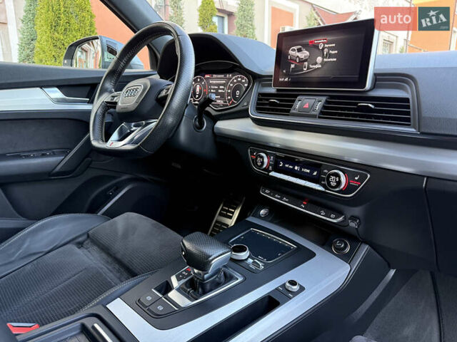 Серый Ауди Ку 5, объемом двигателя 1.97 л и пробегом 235 тыс. км за 32600 $, фото 67 на Automoto.ua