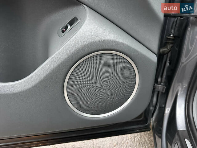 Серый Ауди Ку 5, объемом двигателя 2 л и пробегом 168 тыс. км за 15900 $, фото 29 на Automoto.ua