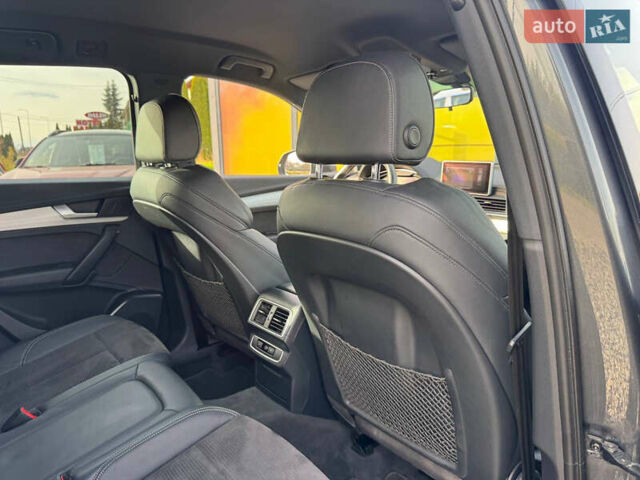 Серый Ауди Ку 5, объемом двигателя 2 л и пробегом 236 тыс. км за 30999 $, фото 45 на Automoto.ua