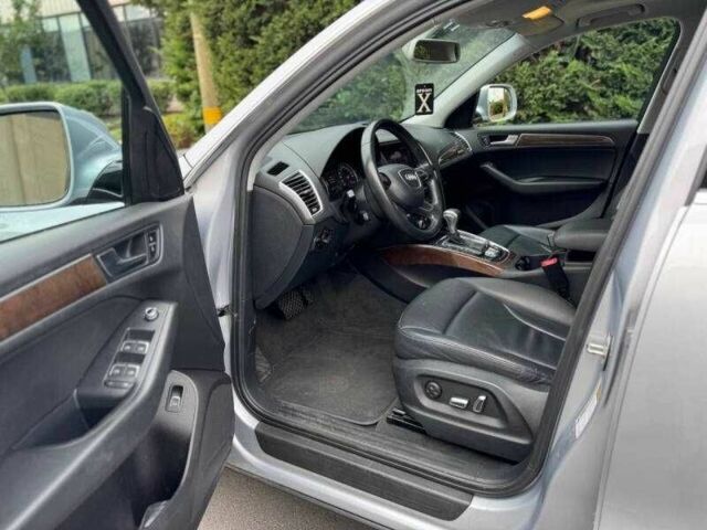 Сірий Ауді Ку 5, об'ємом двигуна 2 л та пробігом 71 тис. км за 5000 $, фото 7 на Automoto.ua