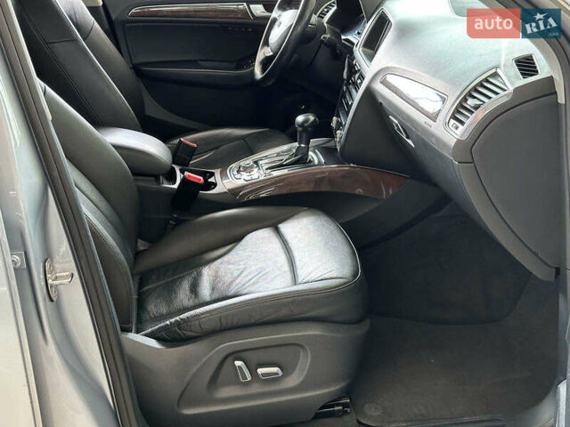 Серый Ауди Ку 5, объемом двигателя 2 л и пробегом 163 тыс. км за 18490 $, фото 24 на Automoto.ua