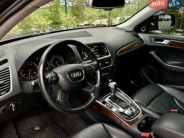 Ауди Ку 5 2016 в Киеве на Automoto.ua Серый Ауди Ку 5, объемом двигателя 2 л и пробегом 157 тыс. км за 16500 $, фото 31 на Automoto.ua