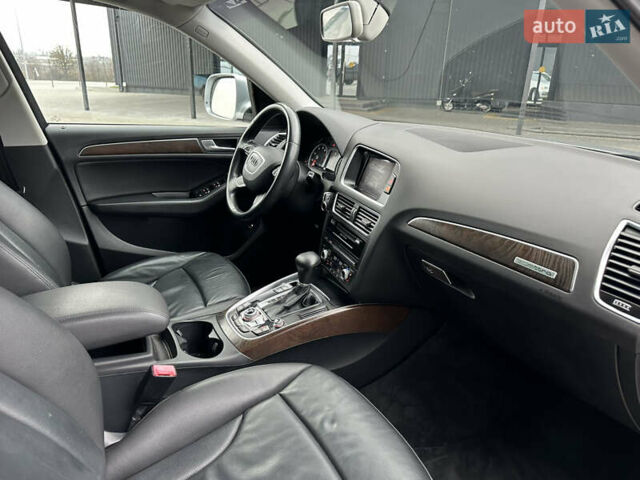 Серый Ауди Ку 5, объемом двигателя 2 л и пробегом 188 тыс. км за 15900 $, фото 68 на Automoto.ua