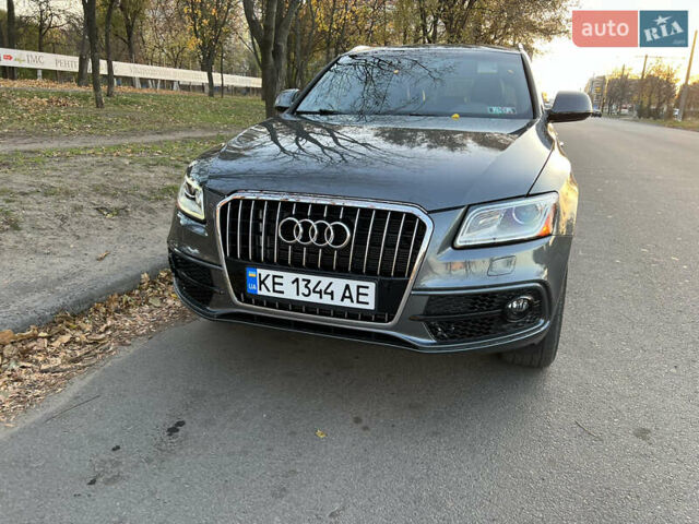 Серый Ауди Ку 5, объемом двигателя 2 л и пробегом 196 тыс. км за 17600 $, фото 1 на Automoto.ua