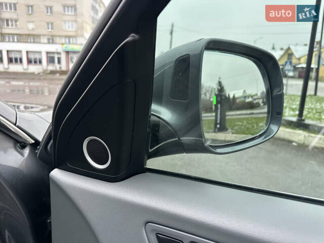 Серый Ауди Ку 5, объемом двигателя 2 л и пробегом 168 тыс. км за 15900 $, фото 73 на Automoto.ua