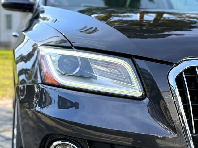 Серый Ауди Ку 5, объемом двигателя 2 л и пробегом 180 тыс. км за 17800 $, фото 3 на Automoto.ua