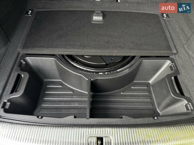 Сірий Ауді Ку 5, об'ємом двигуна 2 л та пробігом 128 тис. км за 15250 $, фото 54 на Automoto.ua