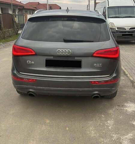 Серый Ауди Ку 5, объемом двигателя 1.98 л и пробегом 220 тыс. км за 16000 $, фото 1 на Automoto.ua