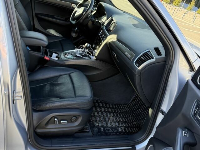 Серый Ауди Ку 5, объемом двигателя 3 л и пробегом 152 тыс. км за 19800 $, фото 5 на Automoto.ua