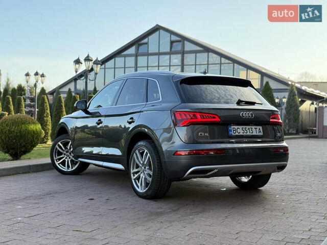 Серый Ауди Ку 5, объемом двигателя 1.97 л и пробегом 235 тыс. км за 32600 $, фото 10 на Automoto.ua