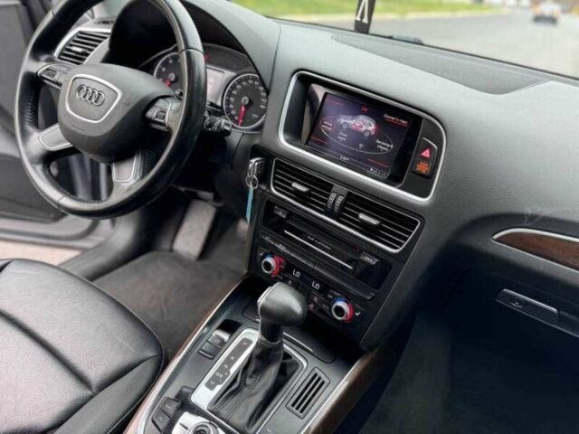 Сірий Ауді Ку 5, об'ємом двигуна 2 л та пробігом 71 тис. км за 5000 $, фото 23 на Automoto.ua