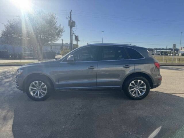 Серый Ауди Ку 5, объемом двигателя 2 л и пробегом 72 тыс. км за 4800 $, фото 4 на Automoto.ua