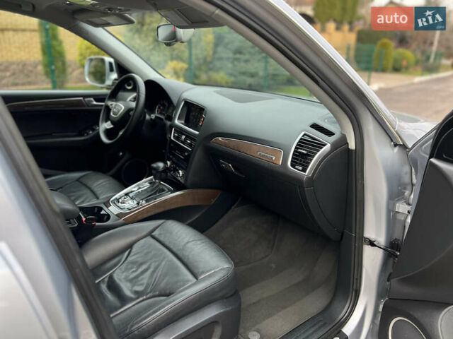 Сірий Ауді Ку 5, об'ємом двигуна 2 л та пробігом 151 тис. км за 14699 $, фото 33 на Automoto.ua