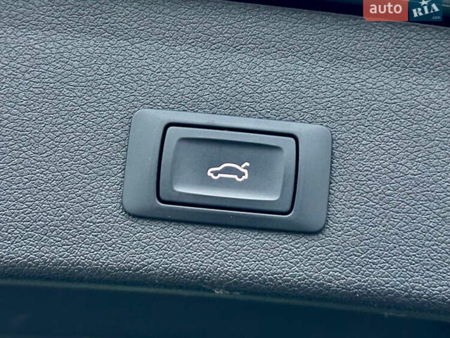 Ауди Ку 5 2016 в Киеве на Automoto.ua Серый Ауди Ку 5, объемом двигателя 2 л и пробегом 157 тыс. км за 16500 $, фото 17 на Automoto.ua