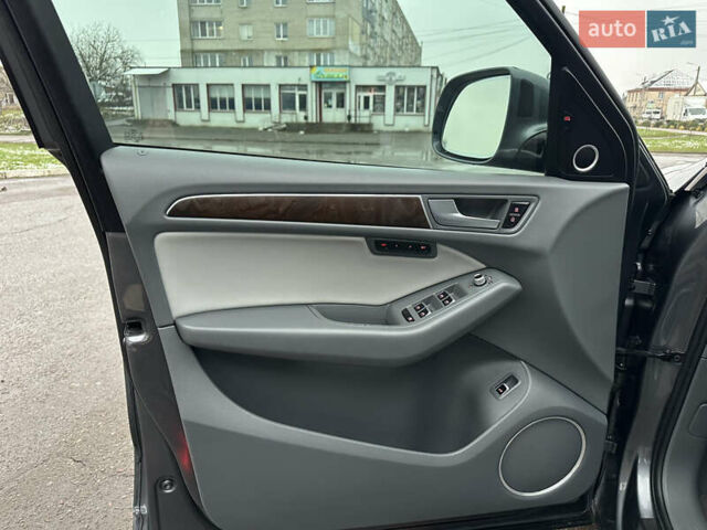 Серый Ауди Ку 5, объемом двигателя 2 л и пробегом 168 тыс. км за 15900 $, фото 24 на Automoto.ua