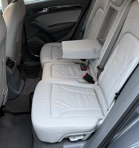 Серый Ауди Ку 5, объемом двигателя 1.98 л и пробегом 82 тыс. км за 18299 $, фото 28 на Automoto.ua