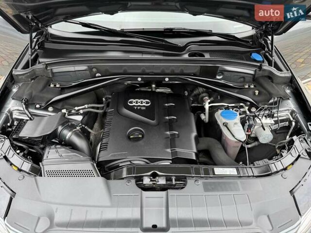 Сірий Ауді Ку 5, об'ємом двигуна 2 л та пробігом 139 тис. км за 16999 $, фото 78 на Automoto.ua