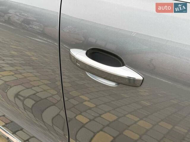 Сірий Ауді Ку 5, об'ємом двигуна 2 л та пробігом 139 тис. км за 16999 $, фото 67 на Automoto.ua