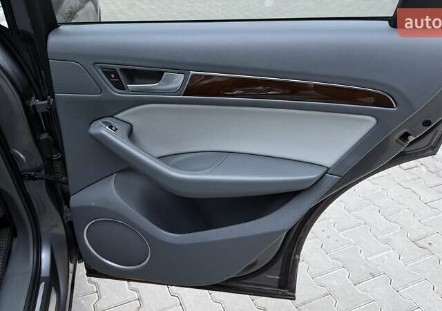 Серый Ауди Ку 5, объемом двигателя 1.98 л и пробегом 82 тыс. км за 18299 $, фото 31 на Automoto.ua