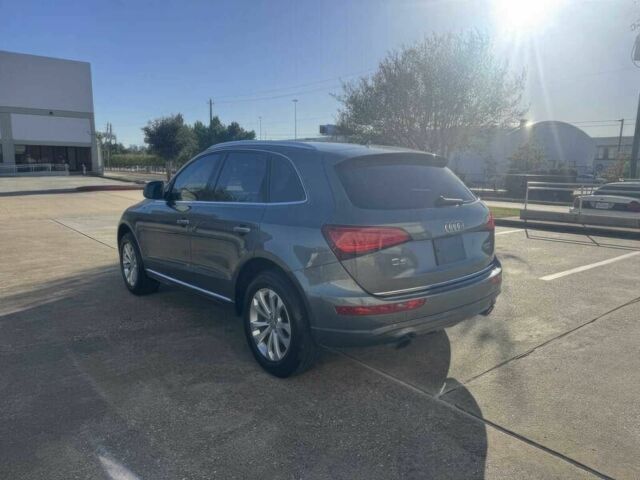 Серый Ауди Ку 5, объемом двигателя 2 л и пробегом 72 тыс. км за 4800 $, фото 7 на Automoto.ua