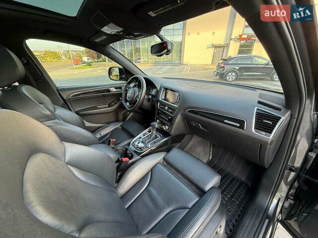 Сірий Ауді Ку 5, об'ємом двигуна 2 л та пробігом 236 тис. км за 16200 $, фото 8 на Automoto.ua