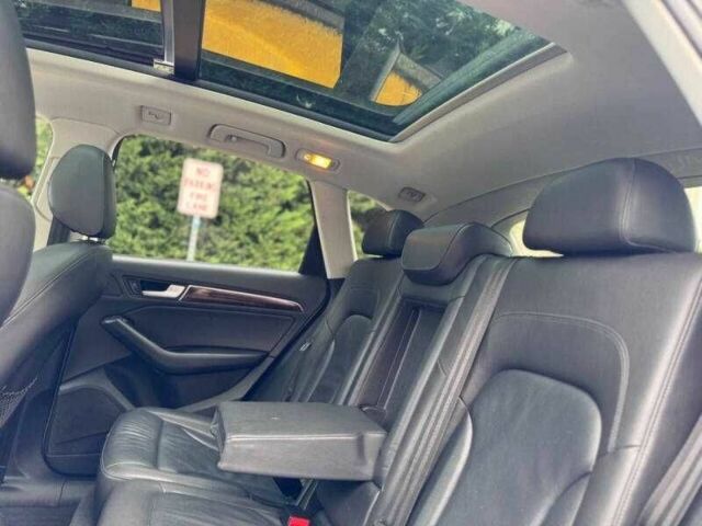 Сірий Ауді Ку 5, об'ємом двигуна 2 л та пробігом 71 тис. км за 5000 $, фото 19 на Automoto.ua