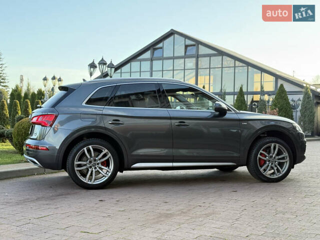 Серый Ауди Ку 5, объемом двигателя 1.97 л и пробегом 235 тыс. км за 32600 $, фото 19 на Automoto.ua