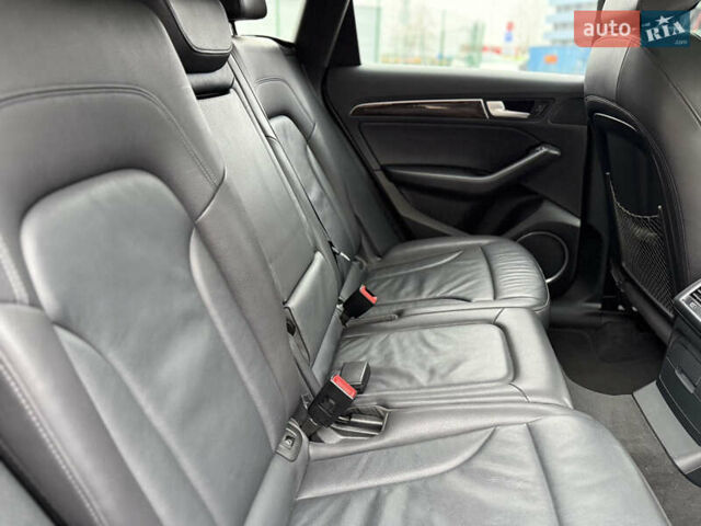 Серый Ауди Ку 5, объемом двигателя 3 л и пробегом 159 тыс. км за 16900 $, фото 14 на Automoto.ua