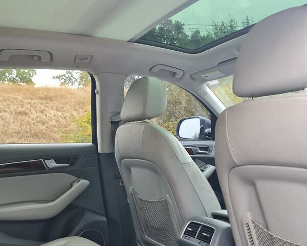 Сірий Ауді Ку 5, об'ємом двигуна 3 л та пробігом 162 тис. км за 17500 $, фото 13 на Automoto.ua