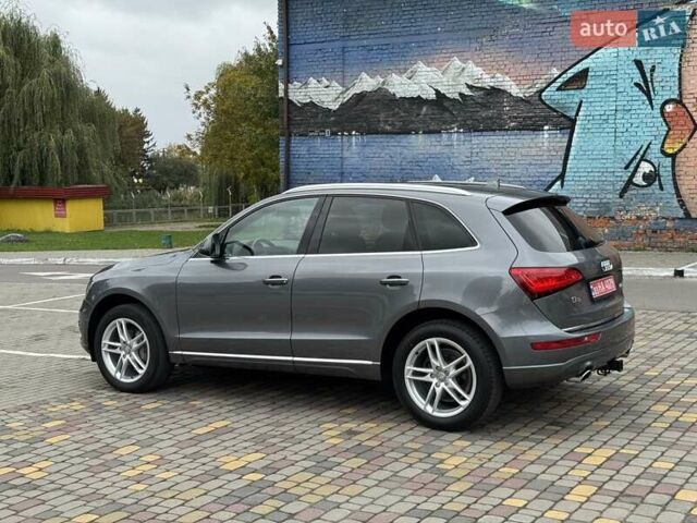 Сірий Ауді Ку 5, об'ємом двигуна 2 л та пробігом 139 тис. км за 16999 $, фото 5 на Automoto.ua