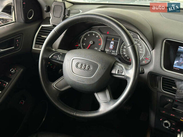 Серый Ауди Ку 5, объемом двигателя 2 л и пробегом 163 тыс. км за 18490 $, фото 23 на Automoto.ua