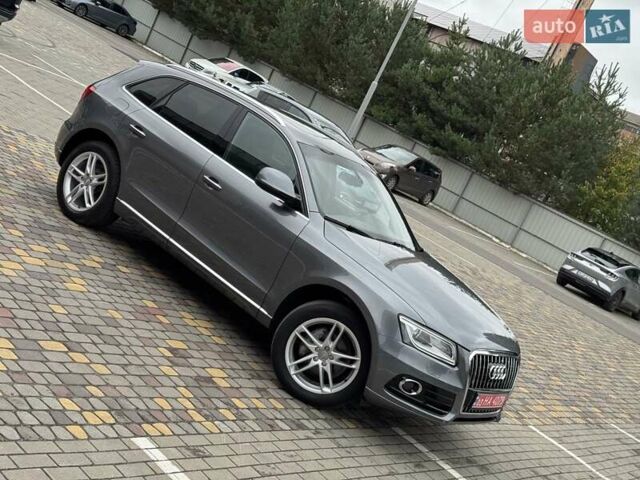 Сірий Ауді Ку 5, об'ємом двигуна 2 л та пробігом 139 тис. км за 16999 $, фото 12 на Automoto.ua