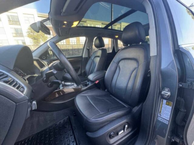 Серый Ауди Ку 5, объемом двигателя 2 л и пробегом 72 тыс. км за 4800 $, фото 9 на Automoto.ua